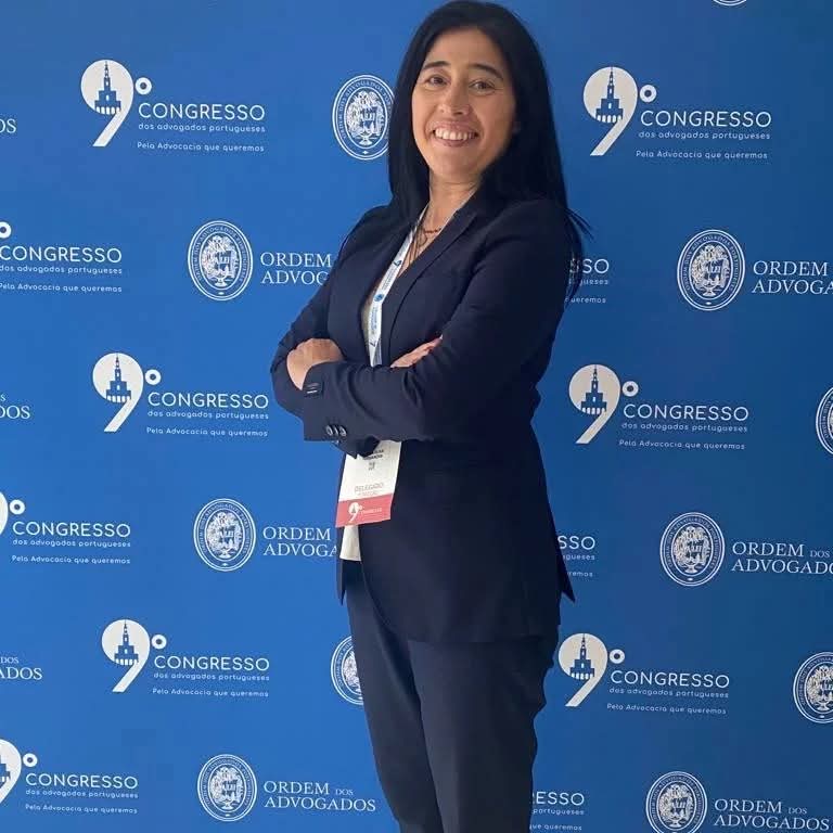 Carla Elisa Fernandes – Advogada